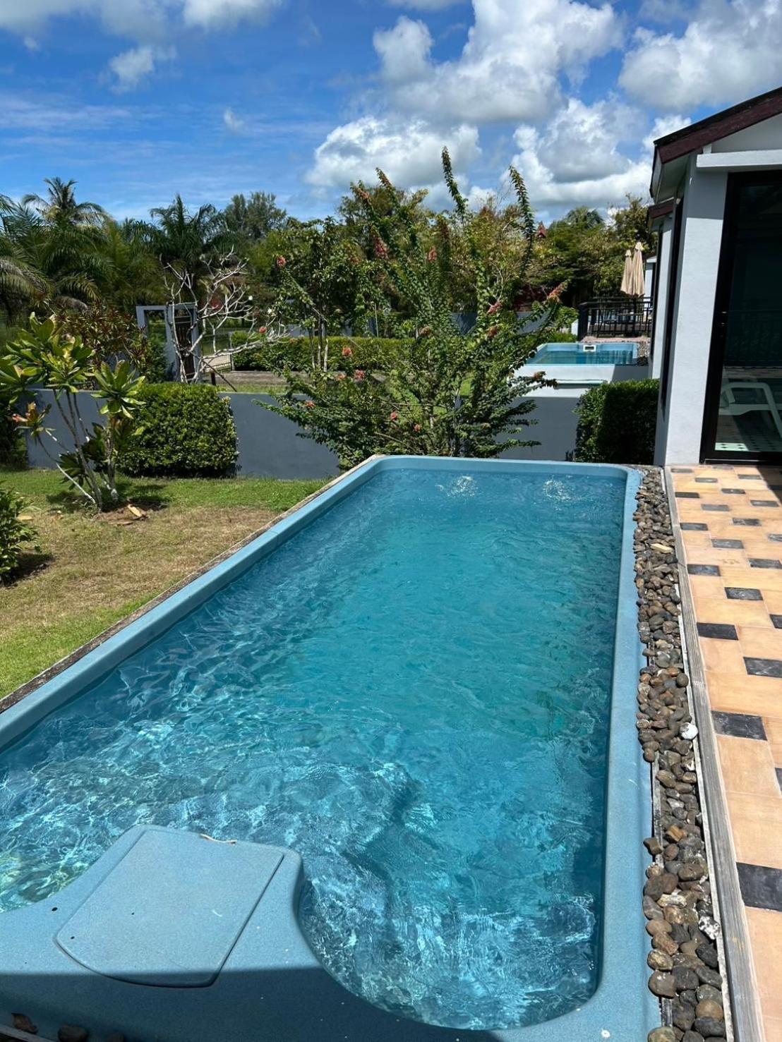 The Hip Resort @ Khao Lak Bang Sak Exterior foto