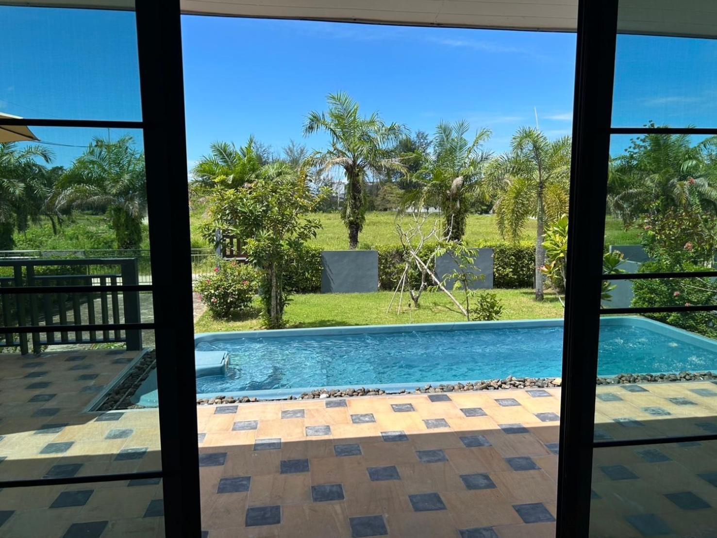 The Hip Resort @ Khao Lak Bang Sak Exterior foto