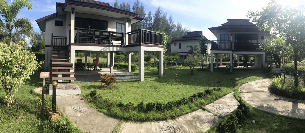 The Hip Resort @ Khao Lak Bang Sak Exterior foto